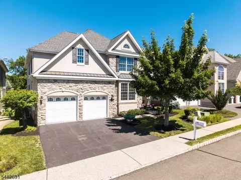 148 Briar Hill Dr, Scotch Plains, NJ 07076