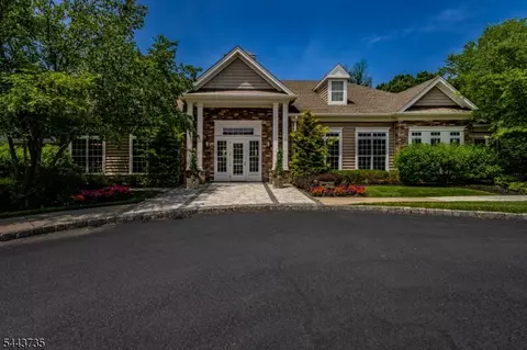 96 Van Cleef Dr, Whitehouse Station, NJ 08889