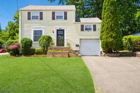 267 Kings Rd, Madison, NJ 07940