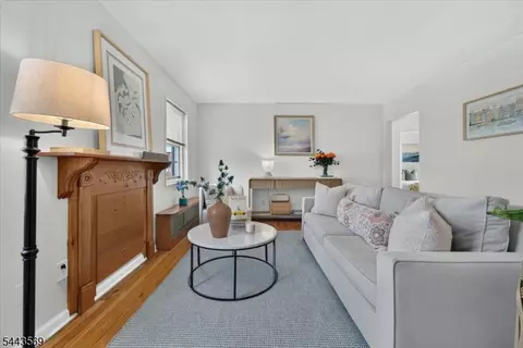 29 W Roselle Ave # B, Roselle Park, NJ 07204