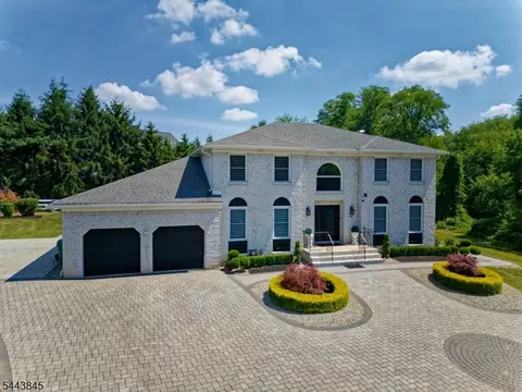 55 School Rd, Marlboro, NJ 07746