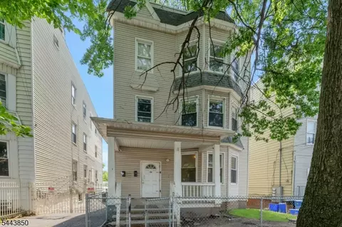 46 Seymour Ave, Newark, NJ 07108