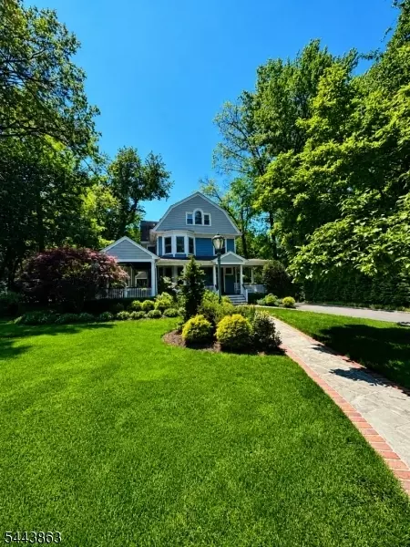 545 Lawrence Ave, Westfield, NJ 07090