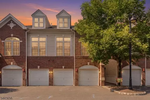 408 Donato Cir #408, Scotch Plains, NJ 07076