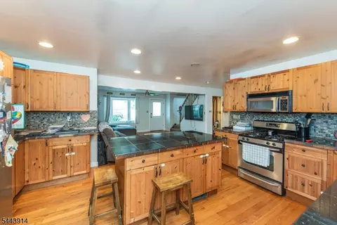 Kitchen - 73 Bergen Ave, Wanaque Boro, NJ 07420 photo 1 of 3