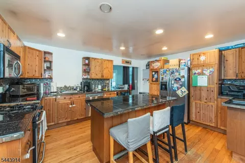 Kitchen - 73 Bergen Ave, Wanaque Boro, NJ 07420 photo 2 of 3