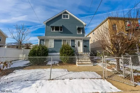 811 Jackson Ave, Linden, NJ 07036