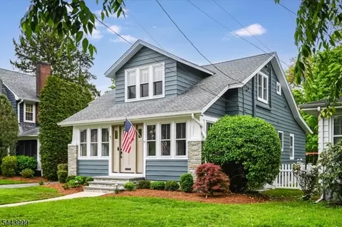 65 Ferndale Ave, Glen Rock, NJ 07452