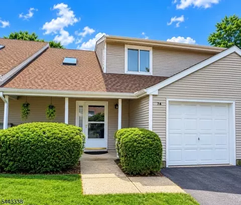 74 Winchester Way, Somerset, NJ 08873