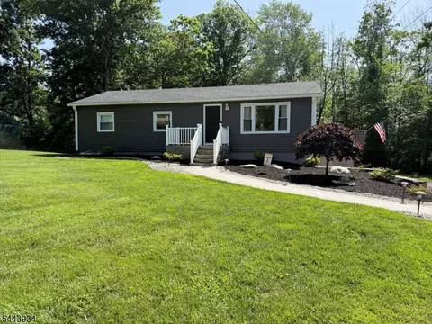30 Longbridge Rd, Branchville, NJ 07826
