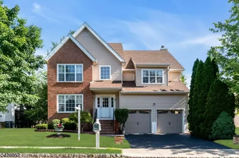 4 Leigh Rd, Hillsborough, NJ 08844