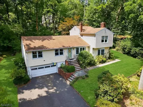 76 Long Hill Rd, Long Hill, NJ 07933
