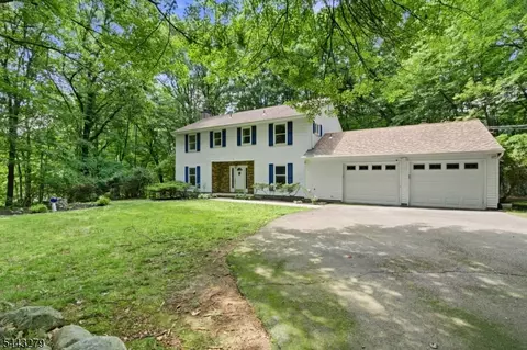 73 Lozier Rd, Budd Lake, NJ 07828
