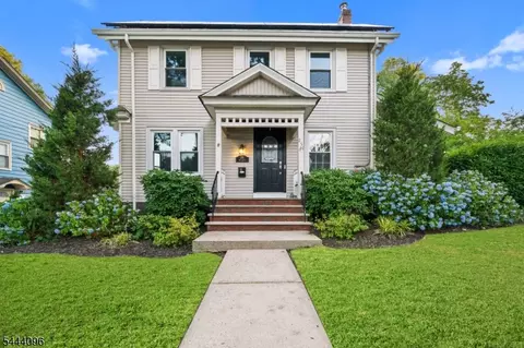 251 High St, Nutley, NJ 07110