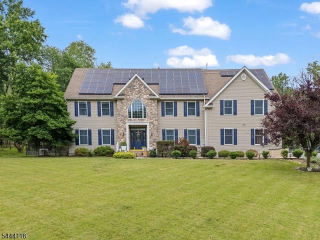 164 E Mountain Rd, Hillsborough, NJ 08844