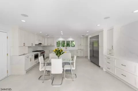 Kitchen - 720 Berdan Ave, Wayne, NJ 07470 photo 3 of 6