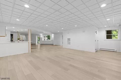 Living - 720 Berdan Ave, Wayne, NJ 07470 photo 8 of 8