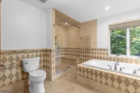 Bath - 720 Berdan Ave, Wayne, NJ 07470 photo 4 of 8