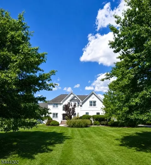 37 Terrell Rd, Lambertville, NJ 08530
