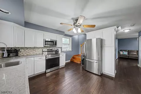 3 Valhalla Way, Rockaway, NJ 07866