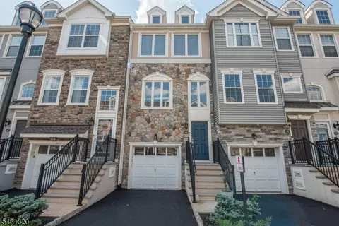 46 Devonshire Dr, Clifton, NJ 07013