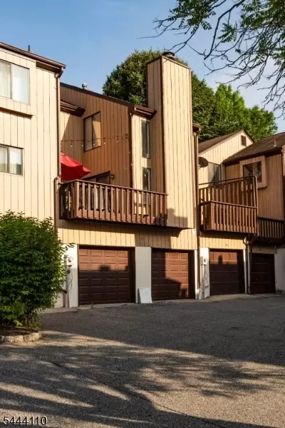 49 Bennington Sq, Hackettstown, NJ 07840 photo 6
