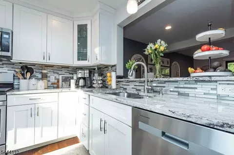49 Bennington Sq, Hackettstown, NJ 07840 photo 18
