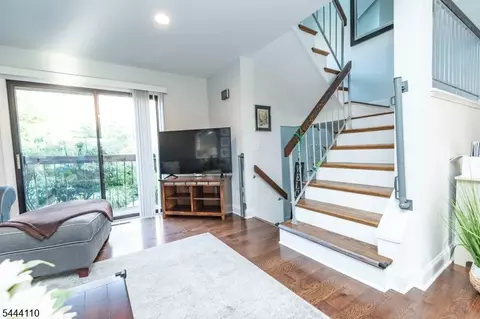 49 Bennington Sq, Hackettstown, NJ 07840 photo 10