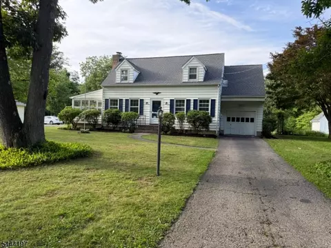 4 Gordon Rd, Wharton, NJ 07885
