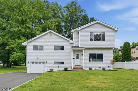 21 John Pl, Cedar Grove, NJ 07009