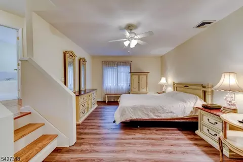 52 Ashburn Rd, Wayne, NJ 07470 photo 38