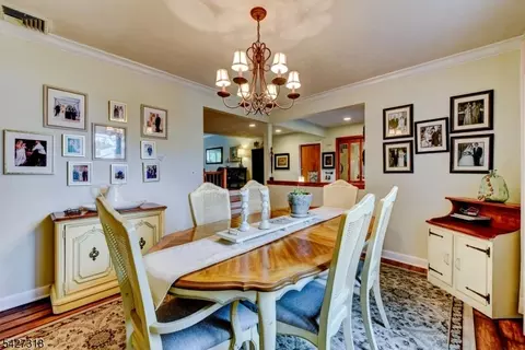 52 Ashburn Rd, Wayne, NJ 07470 photo 9