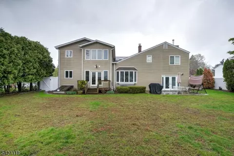 52 Ashburn Rd, Wayne, NJ 07470 photo 49