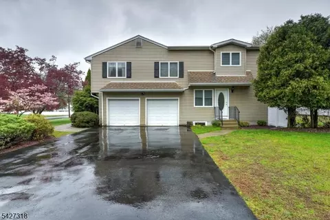 52 Ashburn Rd, Wayne, NJ 07470 photo 5