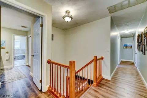 52 Ashburn Rd, Wayne, NJ 07470 photo 23