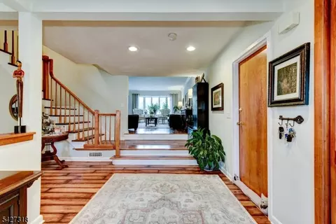 52 Ashburn Rd, Wayne, NJ 07470 photo 6