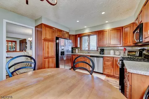 52 Ashburn Rd, Wayne, NJ 07470 photo 21
