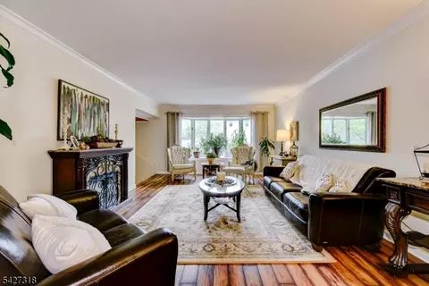 52 Ashburn Rd, Wayne, NJ 07470 photo 11