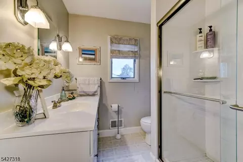 52 Ashburn Rd, Wayne, NJ 07470 photo 31