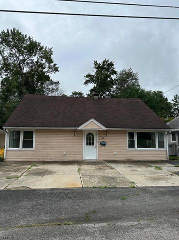 59 Edgewood Rd, Ringwood, NJ 07456
