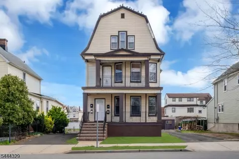 202 Sanford St, East Orange, NJ 07018