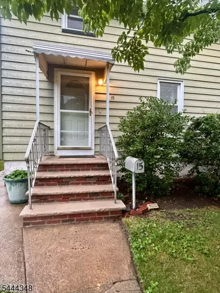 15 Willow St, Garfield, NJ 07026