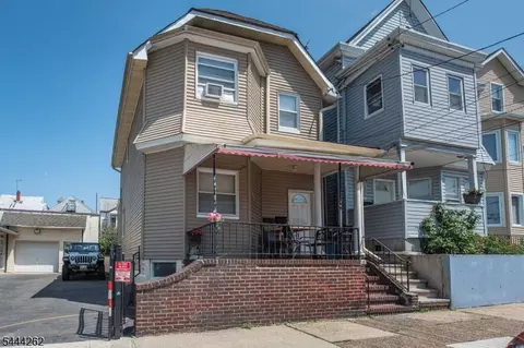 1029 E 19th St, Paterson, NJ 07501