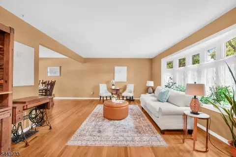 19 Lawrence Rd, Wayne, NJ 07470 photo 4