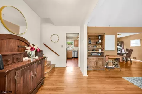 19 Lawrence Rd, Wayne, NJ 07470 photo 5