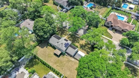 19 Lawrence Rd, Wayne, NJ 07470 photo 33