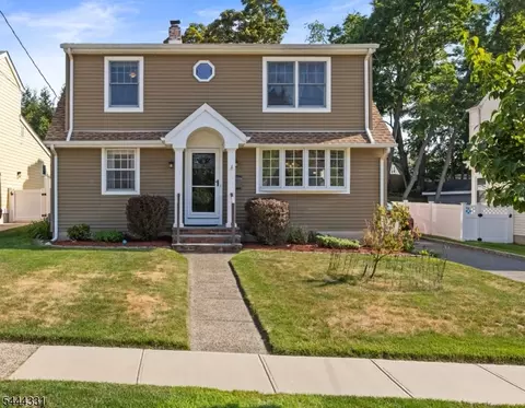 99 Lynwood Rd, Verona, NJ 07044