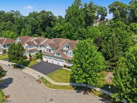 79 Mackenzie Ln S, Denville, NJ 07834