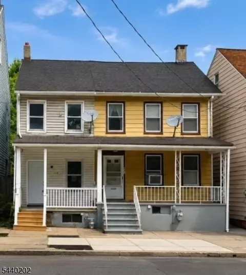 639 S Main St, Phillipsburg, NJ 08865
