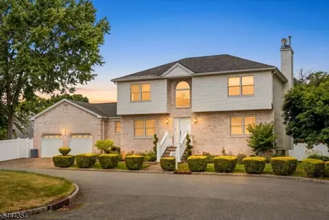 580 Center St, Kenilworth, NJ 07033